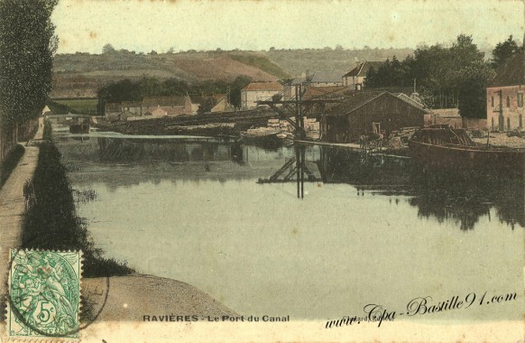 Ravieres-le port du canal