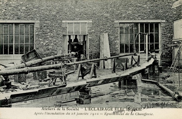 L'éclairage électrique - épuisement de la Chaufferie  inondation de 1910