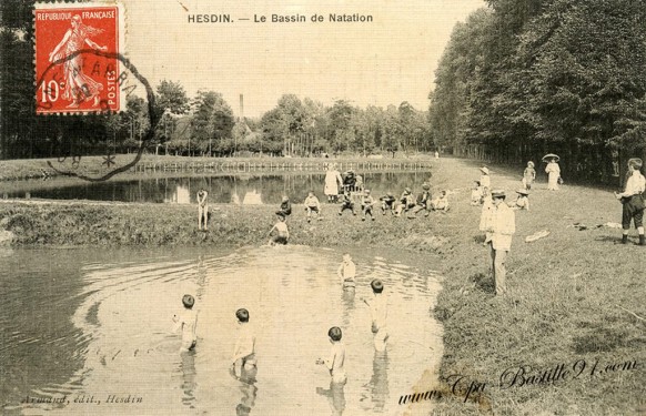 Hesdin-Le-Bassin-de-Natation.