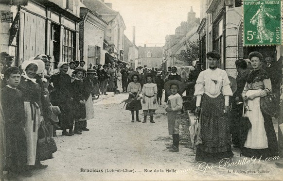 Bracieux-Rue de la Halle