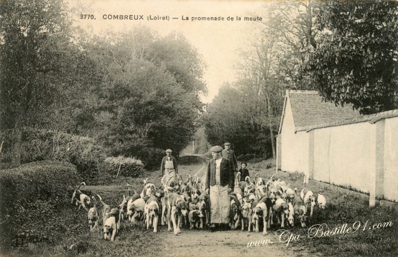 Combreux-La-Promenade-de-la-meute