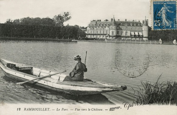 Rambouillet-le-parc-vue-sur-le-chateau