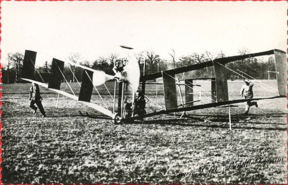 Le 22 Mars 1907 - Santos-Dumont essaie son second appareil à surface en acajou