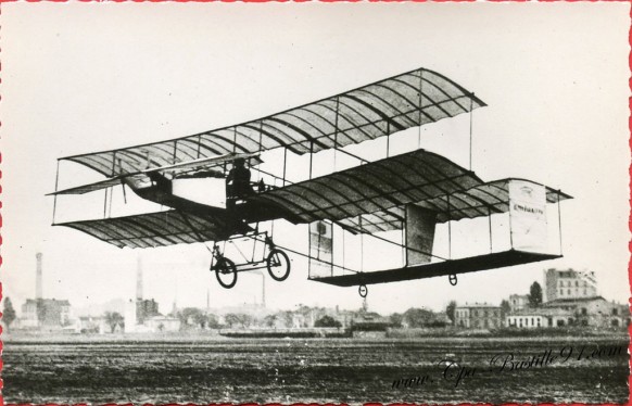 Histoire de l'aviation - Novembre 1907 Farman sur Voisin exécute ses premiers virages