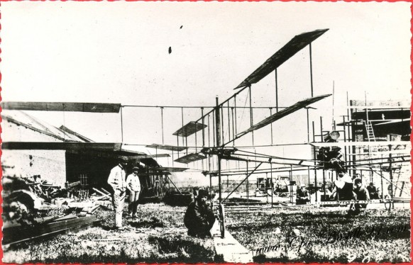histoire-de-laviation-Le-20-septembre-1907-le-Gyroplane-Bréguet-Richet-premier-apparaeil-hélicoptére-sétant-enlevé-avec-son-pilote-