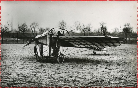 Histoire de l'Aviation - En 1908 le Bleriot Numéro 9