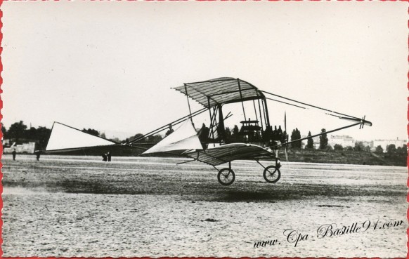 Histoire de l'Aviation - 19 Aout 1908 - Le Ferber IX piloté par Legagneux qui a gagné le 3 prix de 200 métres