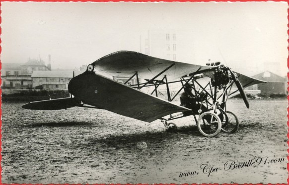 L'histoire de l'Aviation - En 1909 Le Chauvière