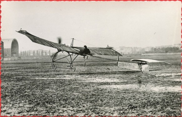 Histoire de l'aviation - Le 10 Décembre 1909 à Issy-les-Moulineaux le Monoplan Vendome
