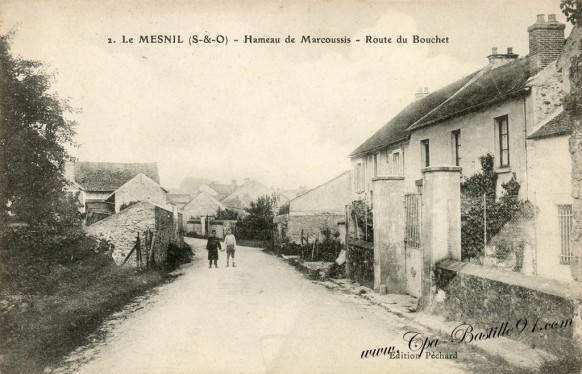 Le Mesnil - Hameau de Marcoussis - Route du Bouchet