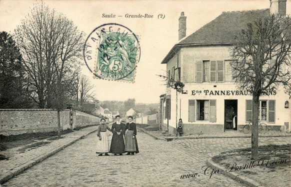Saulx - Grande Rue - Café Tanneveau à la belle époque