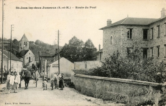 Carte Postale Ancienne -St-Jean les deux Jumeaux - Route du Pont