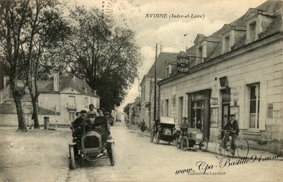 Carte Postale Ancienne - Avoine - Indre et Loire - Le café du Centre