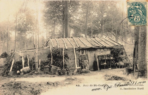 Carte Postale Ancienne - Cabane de bucherons dans le bois de Cucufa