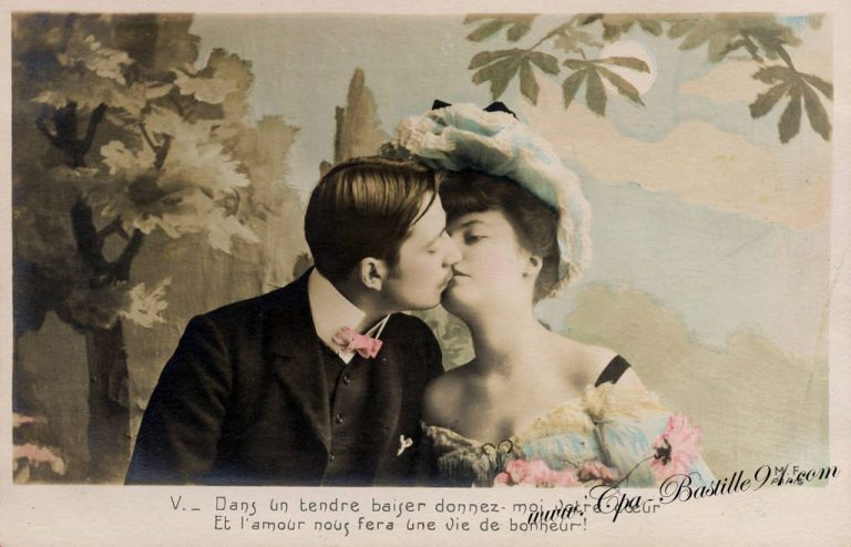 Carte-Postale-Ancienne-les-amoureux-5-76