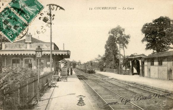 Carte Postale Ancienne - Courbevoie la Gare 