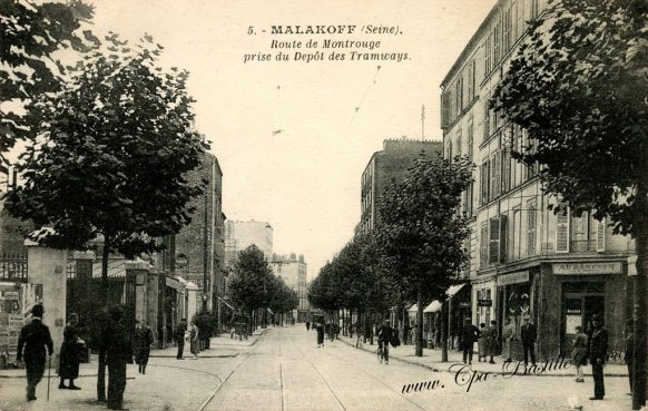 Cartes Postales Anciennes - Malakoff - Route de Montrouge prise du dépôt des Tramways