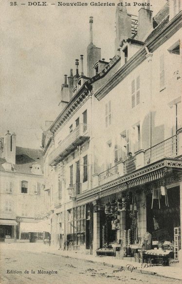 Cartes Postales Anciennes - Dole - les nouvelles Galeries de la poste