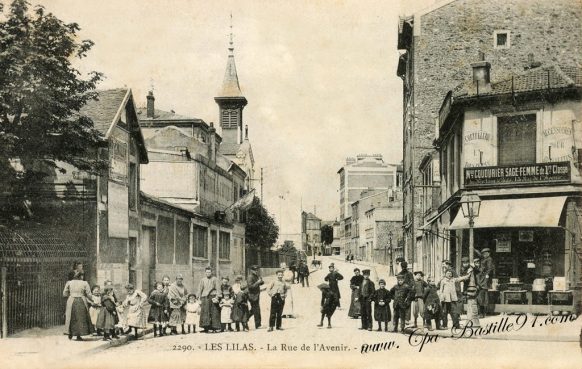 Carte Postales Anciennes - Les Lilas - La rue de l'Avenir - l'église « Notre-Dame du Rosaire » d'hier à aujourd'hui 