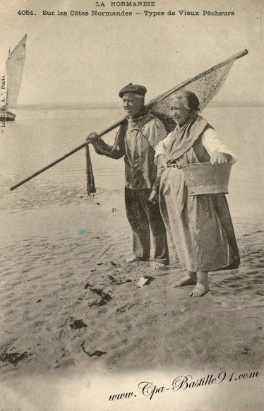 Carte Postale Ancienne - La Normandie - Type de vieux pecheurs