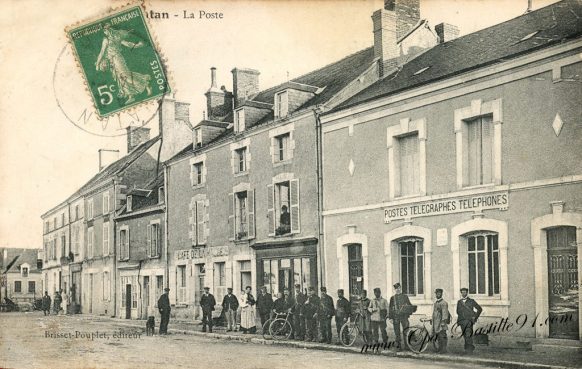 Carte Postale Ancienne - Vatan - La Poste à la belle époque 