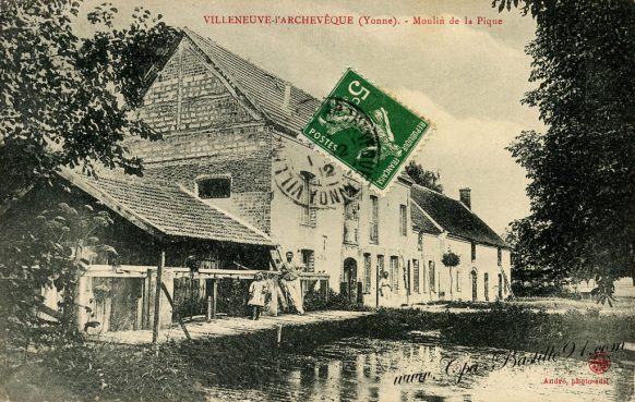 Cartes postales Anciennes Villeneuve l'Archevêque - le Moulin de la Pique