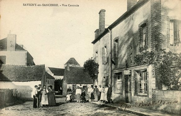 Carte Postale Ancienne de Savigny-en-Sancerre - Vue centrale