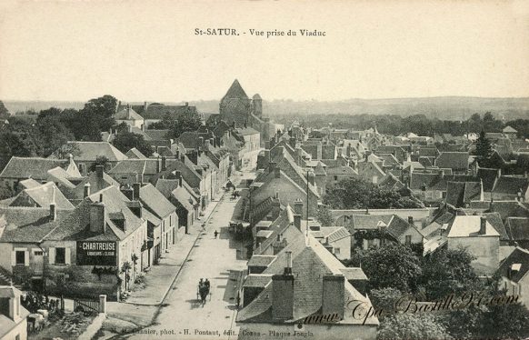 Carte Postale Ancienne de St-Satur - La vue prise du Viaduc