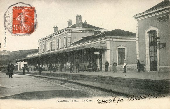 Carte-Postale-Ancienne de Clamecy en 1904 - coté des Quais