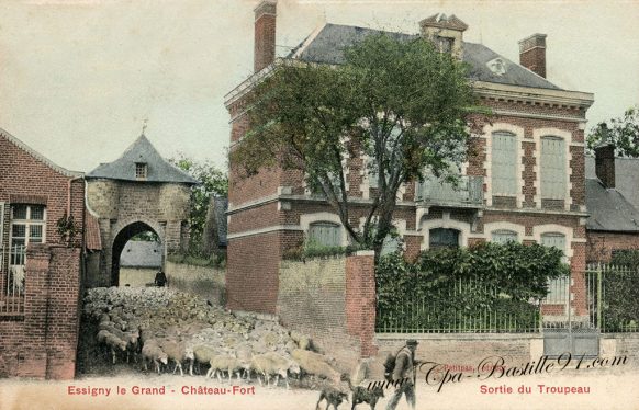 Essigny-le-Grand - Château Fort - La sortie du troupeau de Moutons