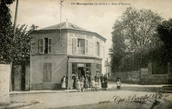 Carte postale Ancienne de Montgeron - La Rue d'Yerres 