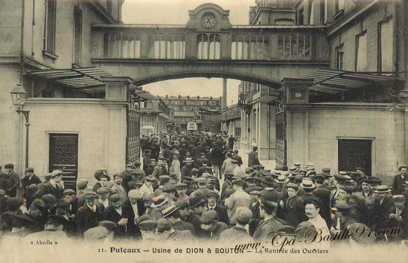 Carte Postale Ancienne de Puteaux - Usine de Dion et Bouton - La rentrée des ouvriers