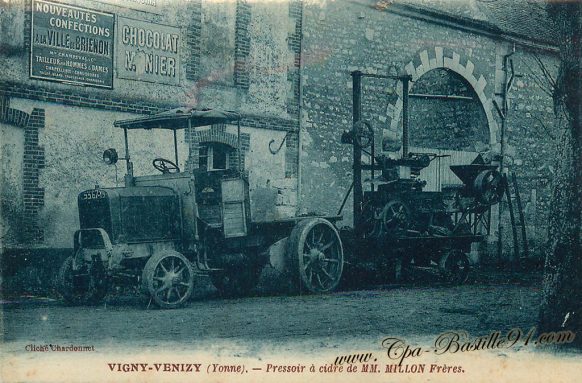 Carte Postale Ancienne de Vigny-Venizy - Le pressoir à cidre de M. MILLON