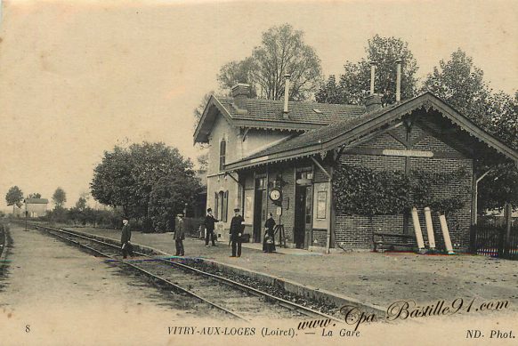 Carte Postale Ancienne de Vitry aux loges - La gare